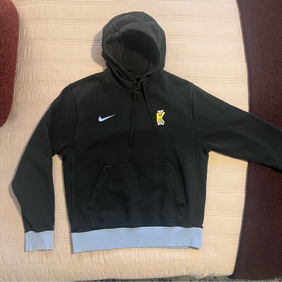 Nike Other - Nike Kyrie X SpongeBob Black Hoodie Pineapple House